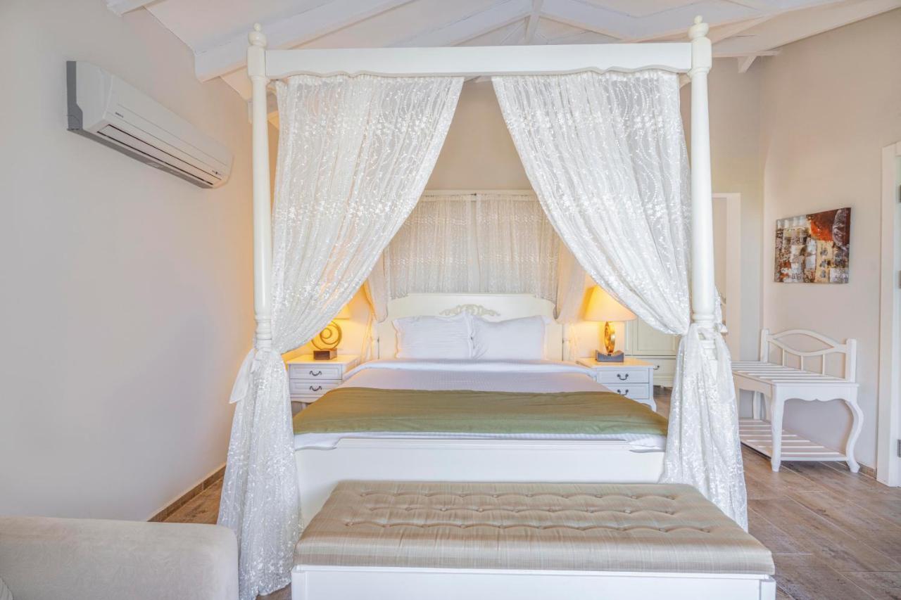Alya Villa Butik Hotel 图兰克 外观 照片