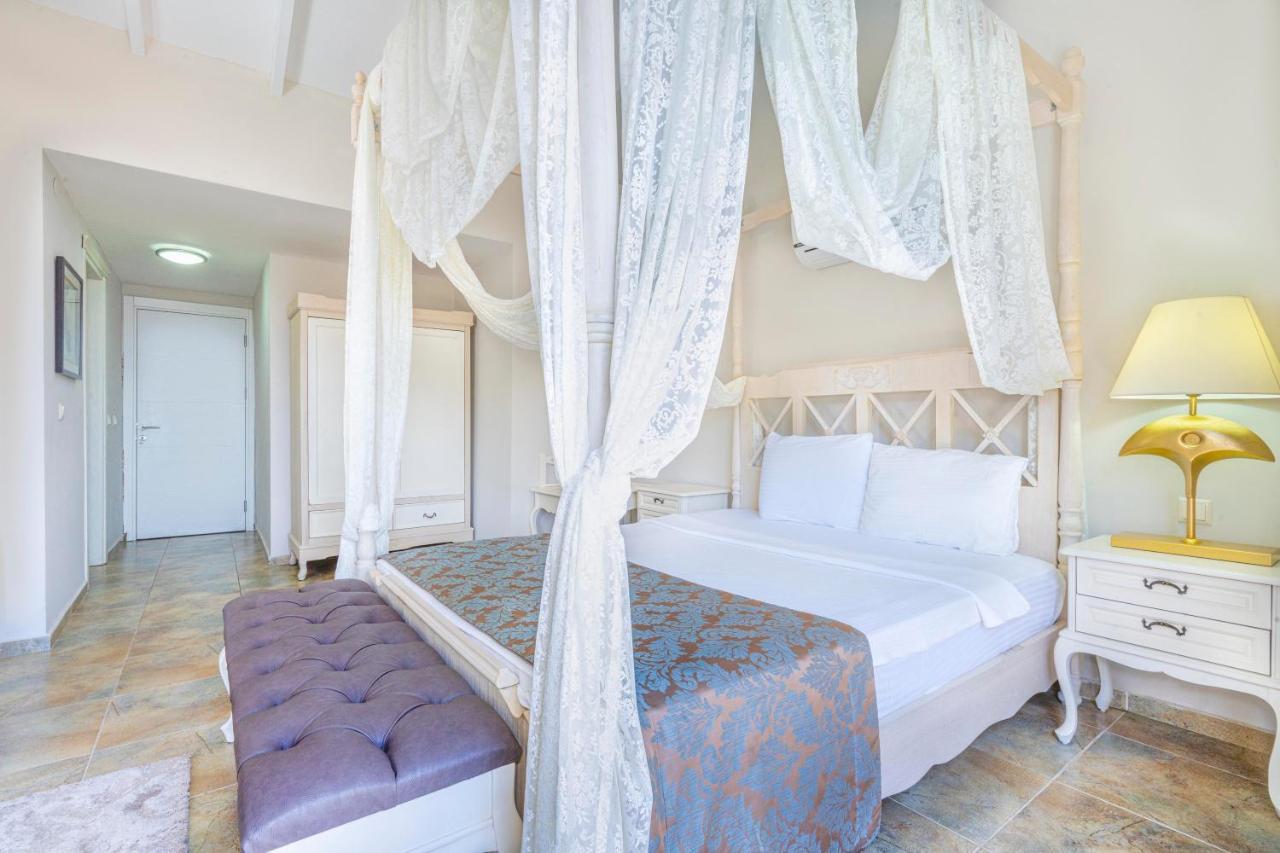 Alya Villa Butik Hotel 图兰克 外观 照片