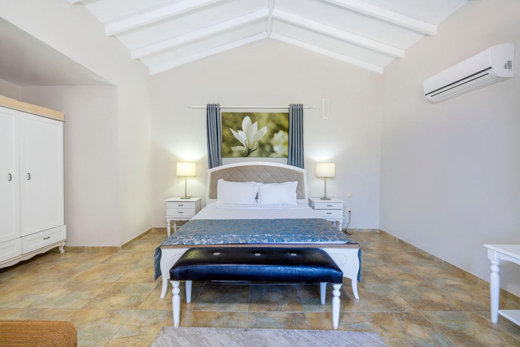 Alya Villa Butik Hotel 图兰克 外观 照片