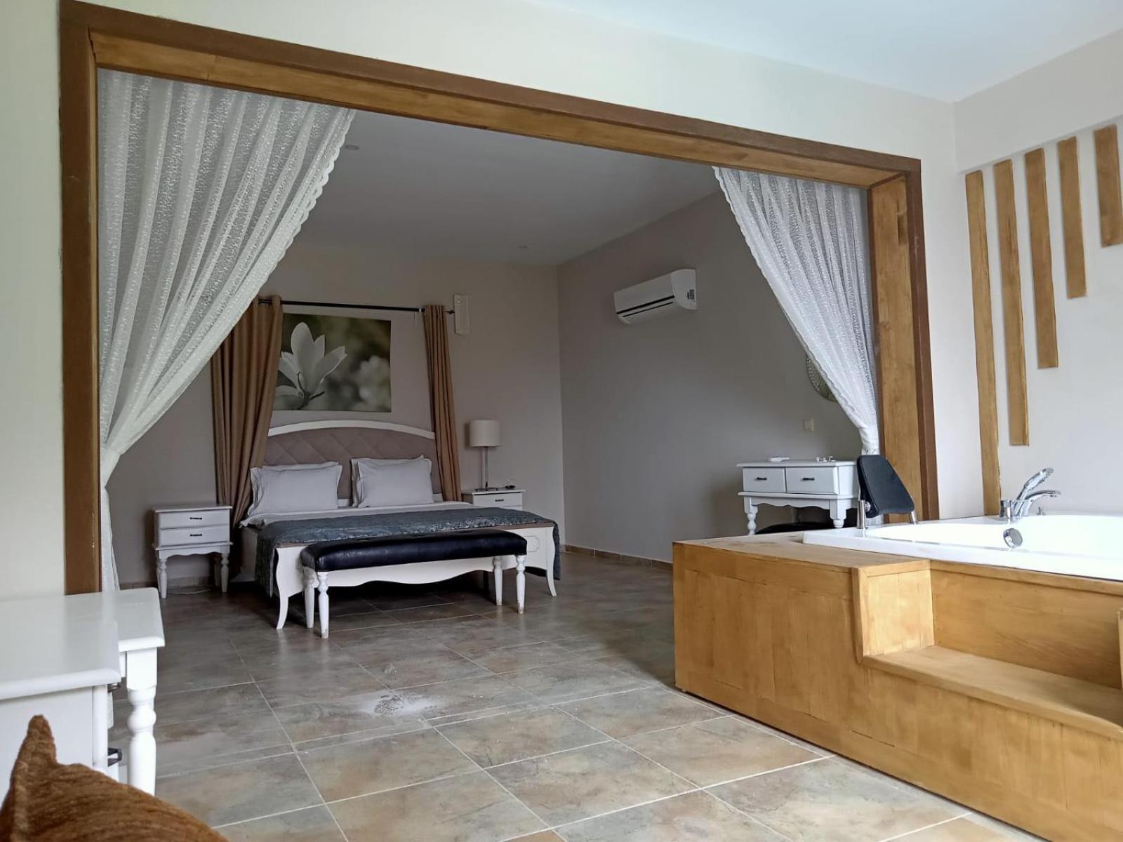 Alya Villa Butik Hotel 图兰克 外观 照片